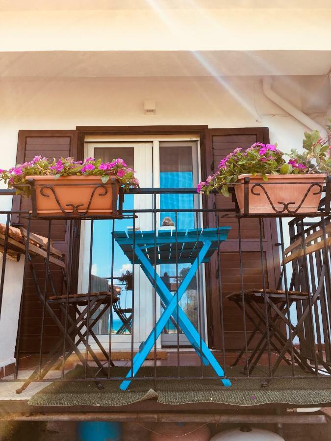 Casa Sulla Spiaggia- Mortelle メッシーナ エクステリア 写真